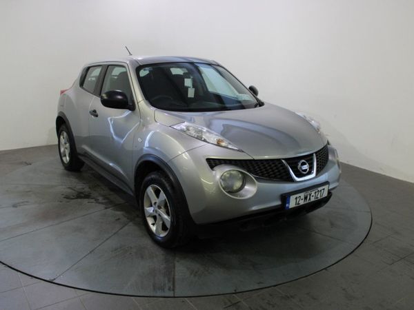 Nissan Juke SUV, Petrol, 2012, Silver