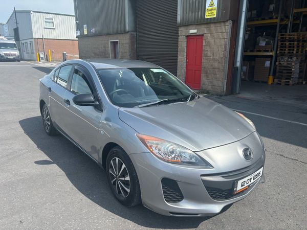 Mazda Mazda3 Saloon, Diesel, 2012, Grey