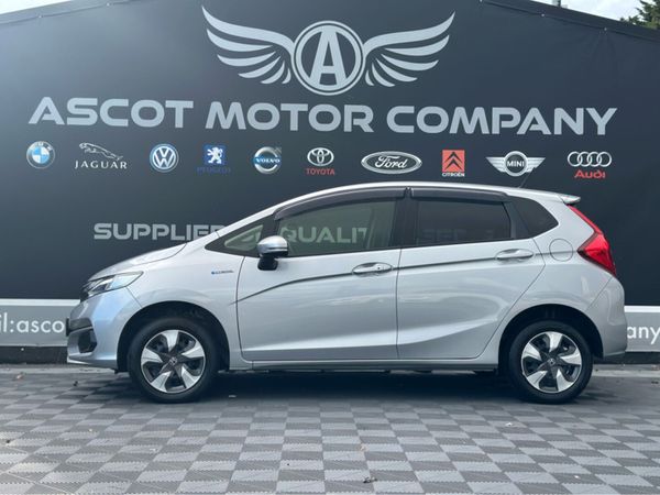 Honda Fit Hatchback, Petrol Hybrid, 2019, Silver