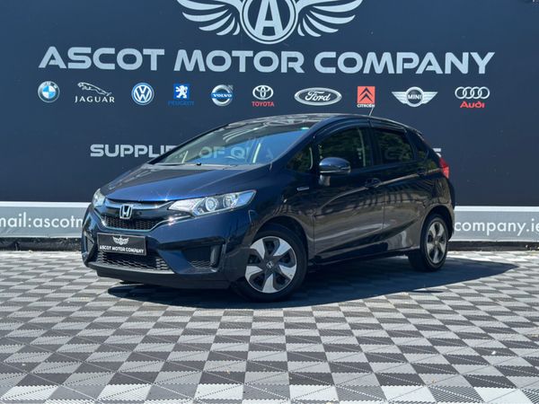 Honda Fit Hatchback, Petrol Hybrid, 2016, Blue
