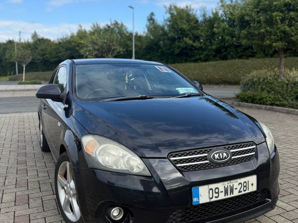 Kia Ceed Hatchback, Diesel, 2009, Black
