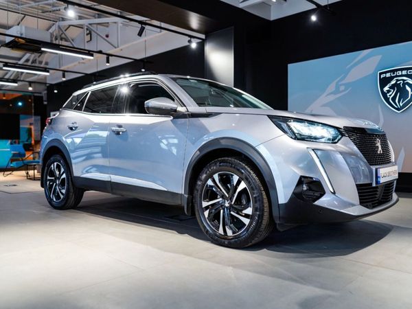 Peugeot 2008 MPV, Petrol, 2021, Grey