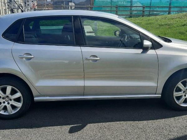 Volkswagen Polo Hatchback, Diesel, 2014, Silver