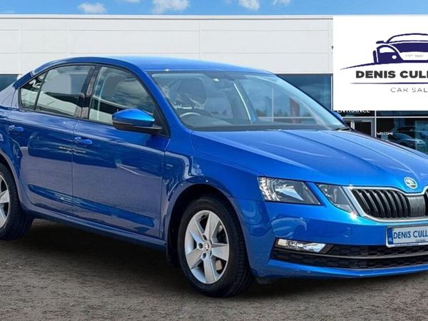 Skoda Octavia Saloon, Diesel, 2019, Blue
