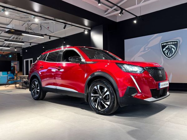 Peugeot 2008 MPV, Petrol, 2023, Red