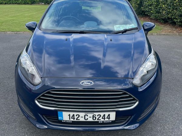 Ford Fiesta Hatchback, Petrol, 2014, Blue