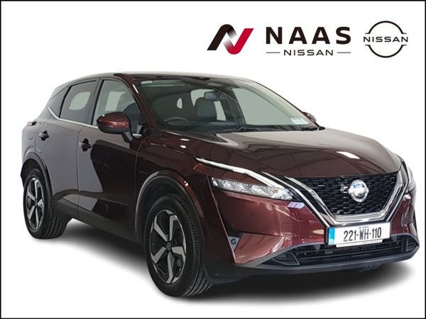 Nissan Qashqai MPV, Petrol, 2022, Red