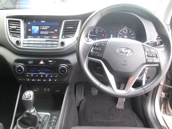 Hyundai Tucson SUV, Diesel, 2016, Beige