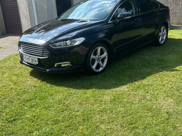 Ford Mondeo Hatchback, Diesel, 2017, Black