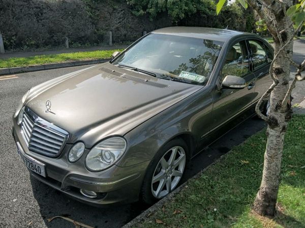 Mercedes-Benz E-Class Saloon, Petrol, 2007, Grey