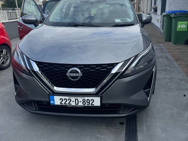 Nissan Qashqai MPV, Petrol, 2022, Grey