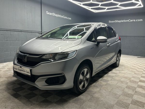 Honda Fit Hatchback, Petrol Hybrid, 2019, Grey