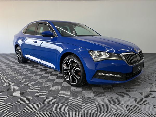 Skoda Superb Hatchback, Diesel, 2019, Blue