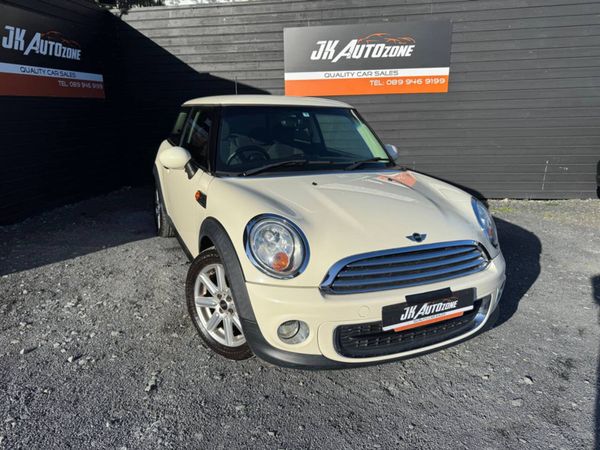 Mini Cooper Hatchback, Petrol, 2013, White