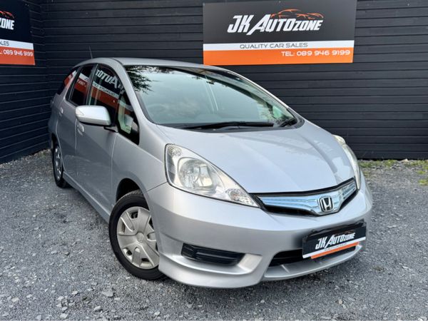 Honda Shuttle Estate, Petrol Hybrid, 2011, Silver