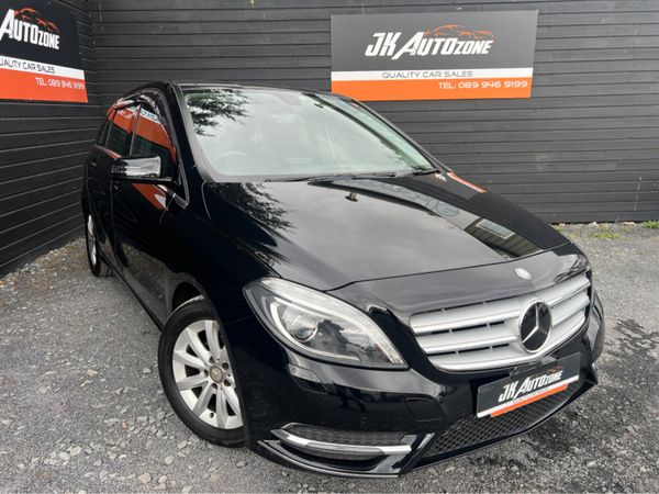 Mercedes-Benz B-Class Hatchback, Petrol, 2013, Black