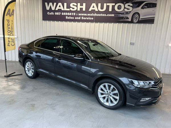 Volkswagen Passat Saloon, Diesel, 2022, Grey