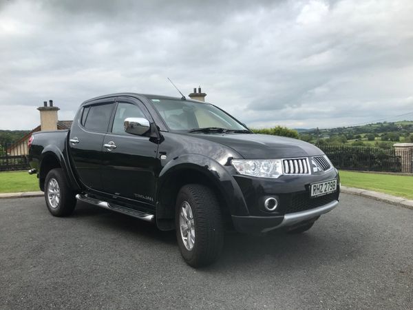 Mitsubishi L200 Pick Up, Diesel, 2013, Black