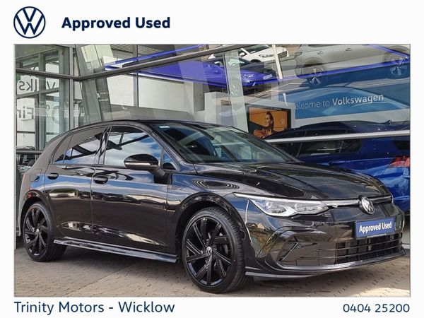 Volkswagen Golf Estate, Petrol, 2023, Black