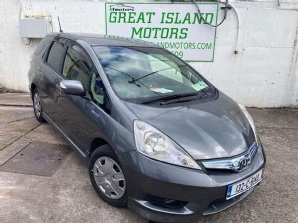 Honda Shuttle Hatchback, Petrol Hybrid, 2013, Grey