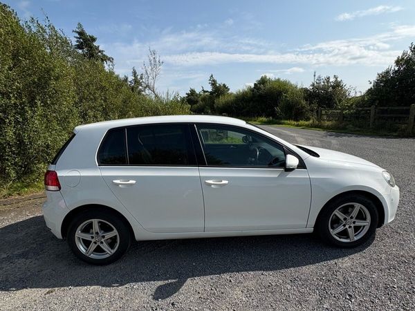 Volkswagen Golf Hatchback, Diesel, 2012, White