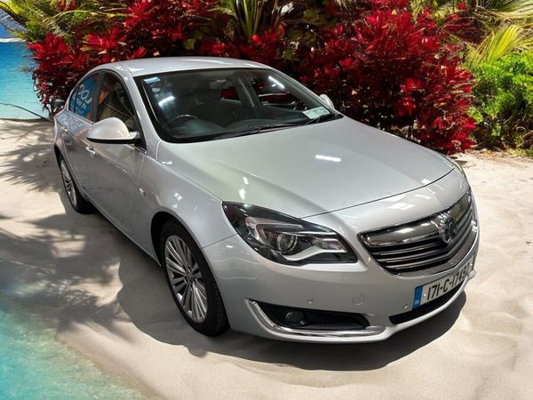 Vauxhall Insignia Hatchback, Diesel, 2017, Silver