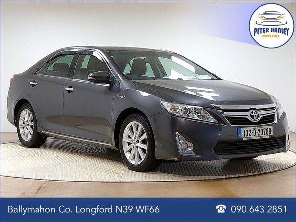 Toyota Camry Saloon, Petrol Hybrid, 2013, Grey