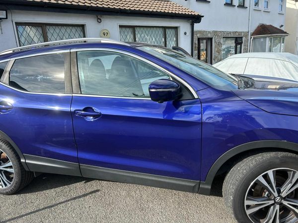 Nissan Qashqai Hatchback, Diesel, 2019, Blue