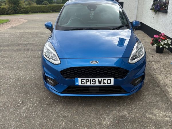 Ford Fiesta Hatchback, Petrol, 2019, Blue