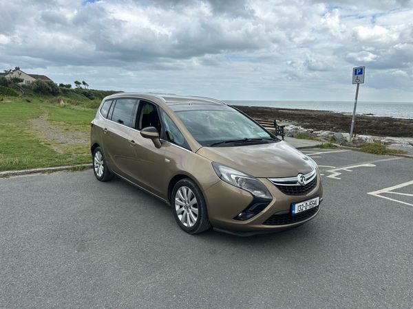 Vauxhall Zafira MPV, Diesel, 2013, Brown