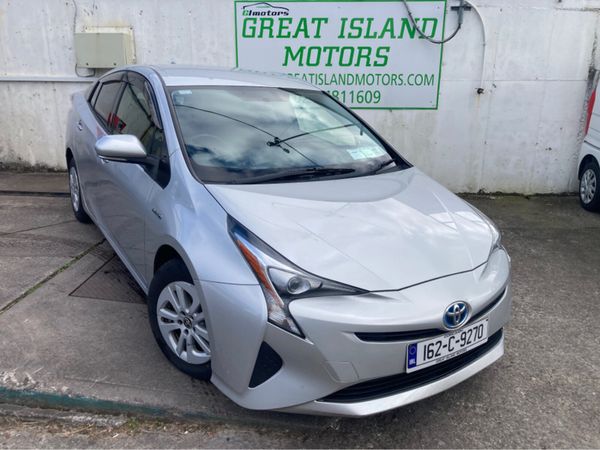 Toyota Prius Hatchback, Petrol Hybrid, 2016, Silver