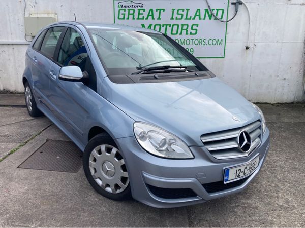 Mercedes-Benz B-Class Hatchback, Diesel, 2012, Blue