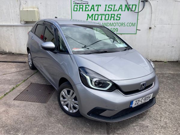 Honda Fit Hatchback, Petrol Hybrid, 2022, Silver