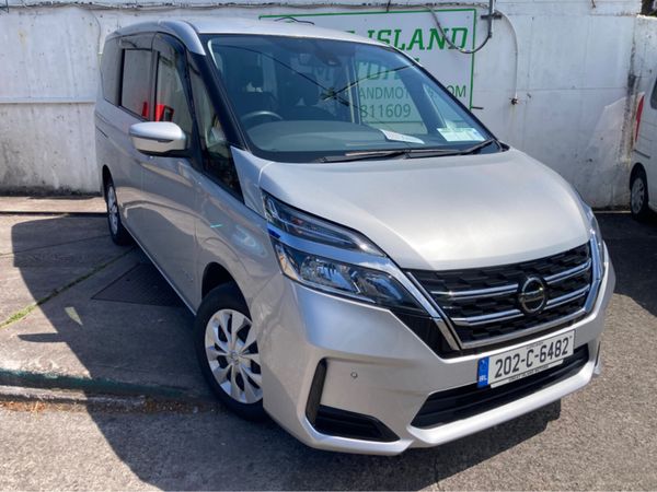 Nissan Serena Hatchback, Petrol Hybrid, 2020, Silver