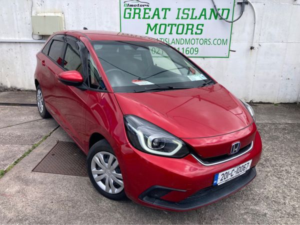 Honda Fit Hatchback, Petrol Hybrid, 2020, Red