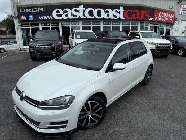 Volkswagen Golf Hatchback, Petrol, 2014, White