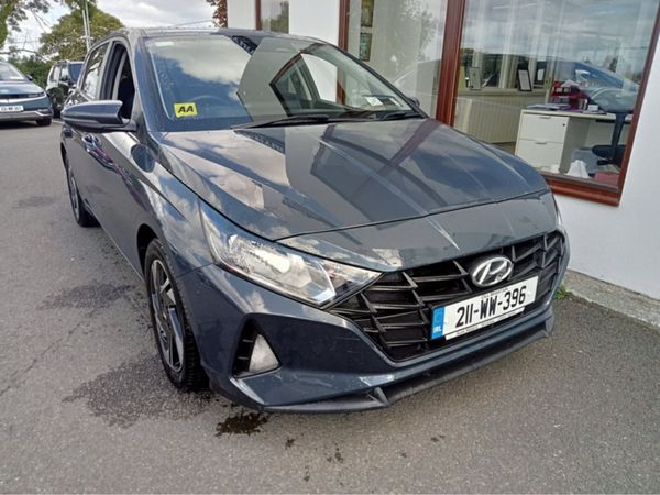 Hyundai i20 Hatchback, Petrol, 2021, Grey