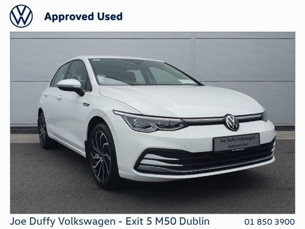 Volkswagen Golf Estate, Petrol, 2022, White