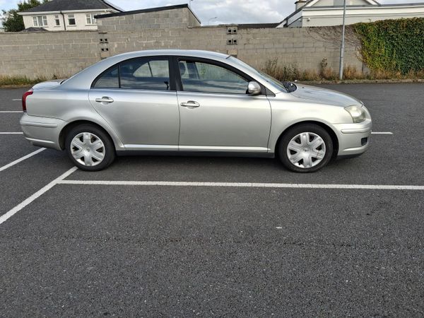 Toyota Avensis Saloon, Petrol, 2008, Silver