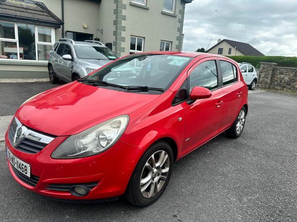 Vauxhall Corsa Hatchback, Petrol, 2009, Red