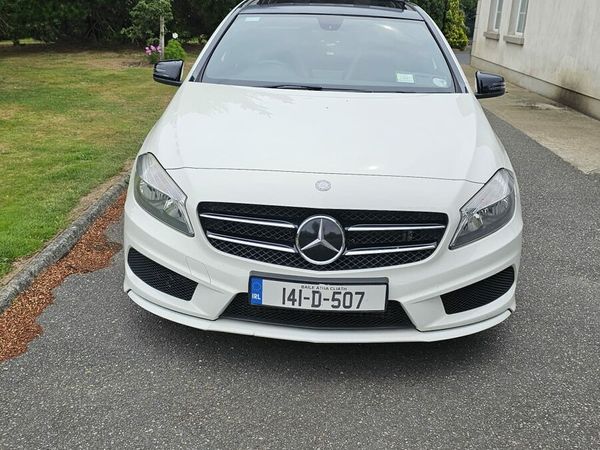 Mercedes-Benz A-Class Hatchback, Petrol, 2014, White