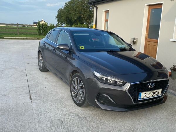 Hyundai i30 Hatchback, Petrol, 2018, Brown