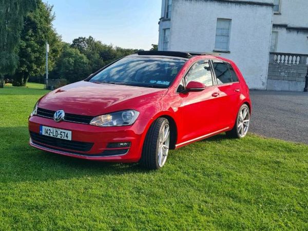 Volkswagen Golf Hatchback, Diesel, 2014, Red