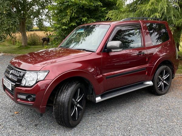 Mitsubishi Pajero SUV, Diesel, 2018, Red