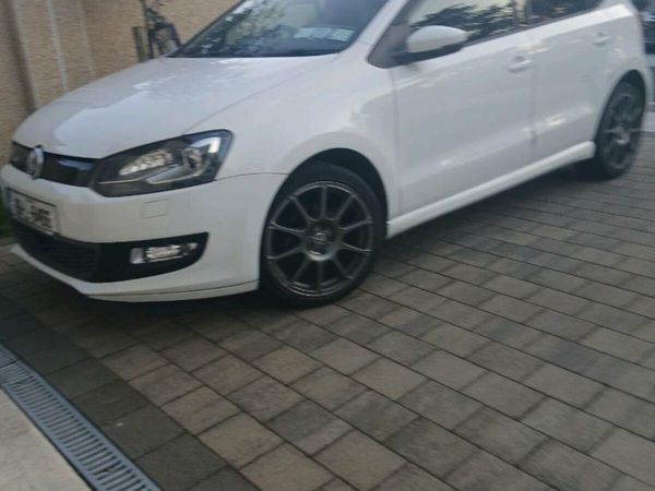 Volkswagen Polo Hatchback, Petrol, 2016, White