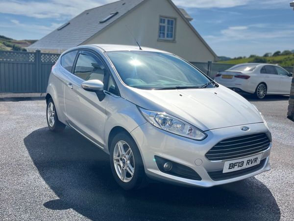 Ford Fiesta Hatchback, Diesel, 2013, Silver
