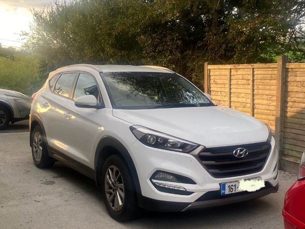 Hyundai Tucson SUV, Diesel, 2016, White