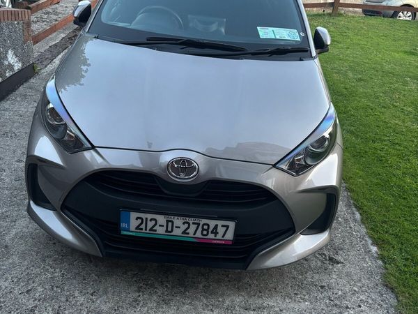 Toyota Yaris Hatchback, Petrol, 2021, Grey