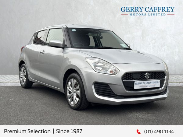 Suzuki Swift Hatchback, Petrol, 2019, Silver