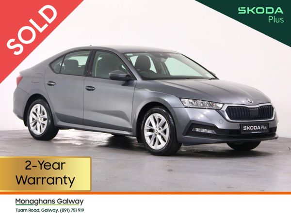 Skoda Octavia Saloon, Diesel, 2023, Grey